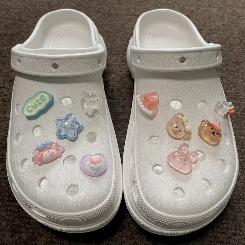 Cross-Border Style Croc Shoe Charms Cartoon Cute DIY Heart Bear Shoe Decorations Girly Transparent Shoe Charm Clips