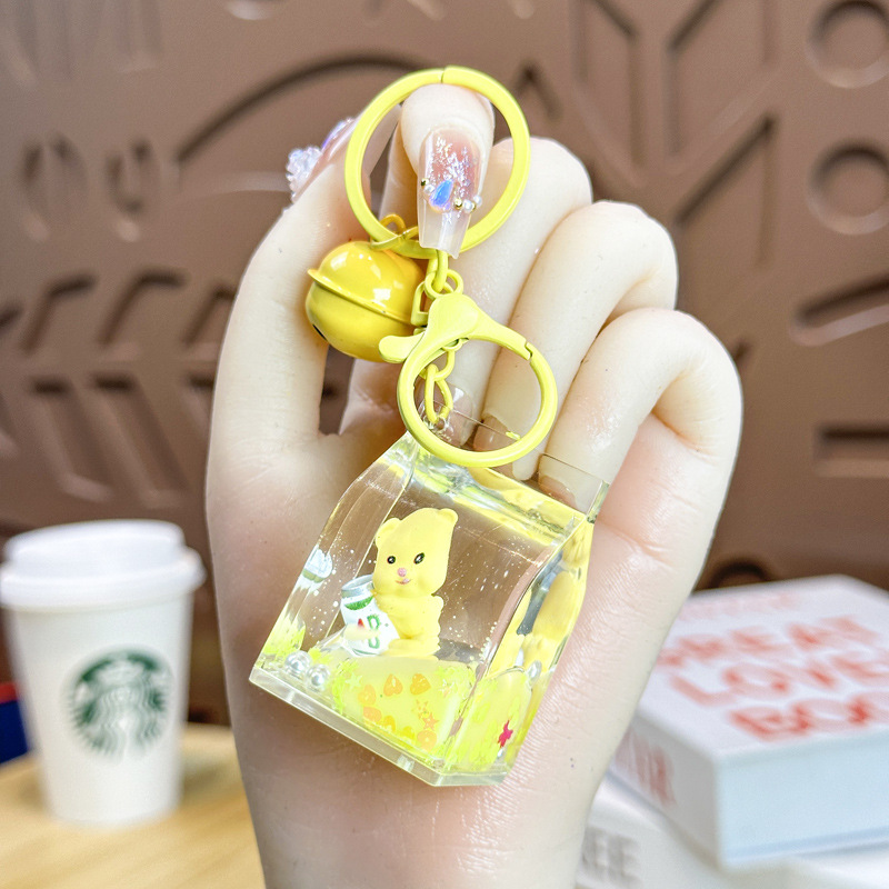 Cartoon Dream Bear Girl Keychain leche rosa muñeca adorable bolso de pareja colgante pequeño regalo al por mayor