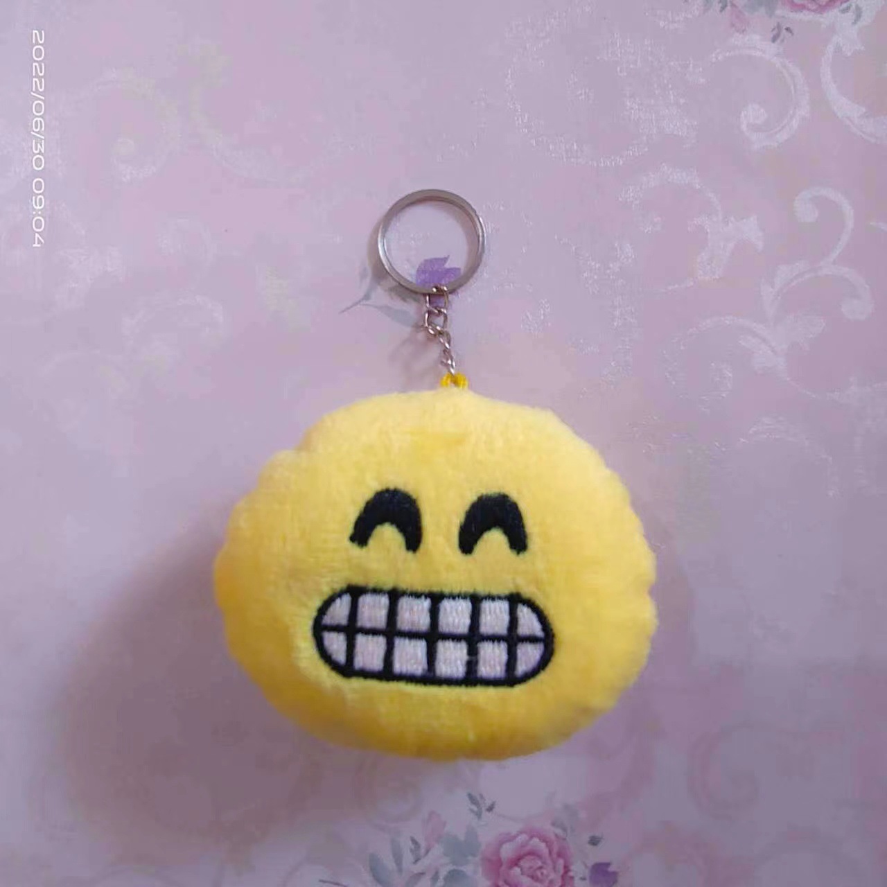 Juguetes de peluche transfronterizos pequeños emoticones colgantes mochilas llaves colgantes eventos de boda arrojar regalos colgantes al por mayor