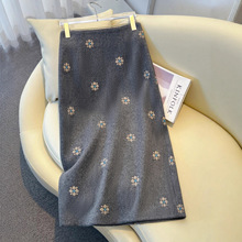 ��ɫ��qa��ȹ����ȹŮ�ﶬ2025�¿�߶˴̽���ë��ֱͲ����ȹ��