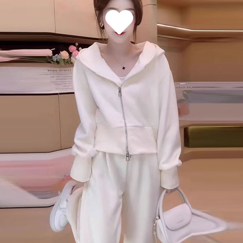 春秋季奶油色系穿搭棉/棉休闲运动套装女网红炸街减龄显瘦|undefined