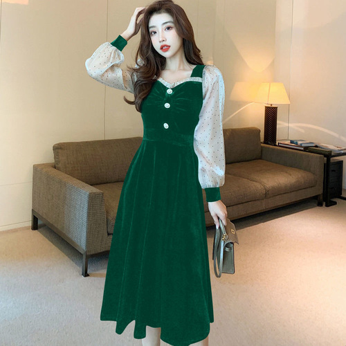 French retro velvet dress women's mid-length autumn and winter clothing 2024 new solid color fashion temperament skirt trend
