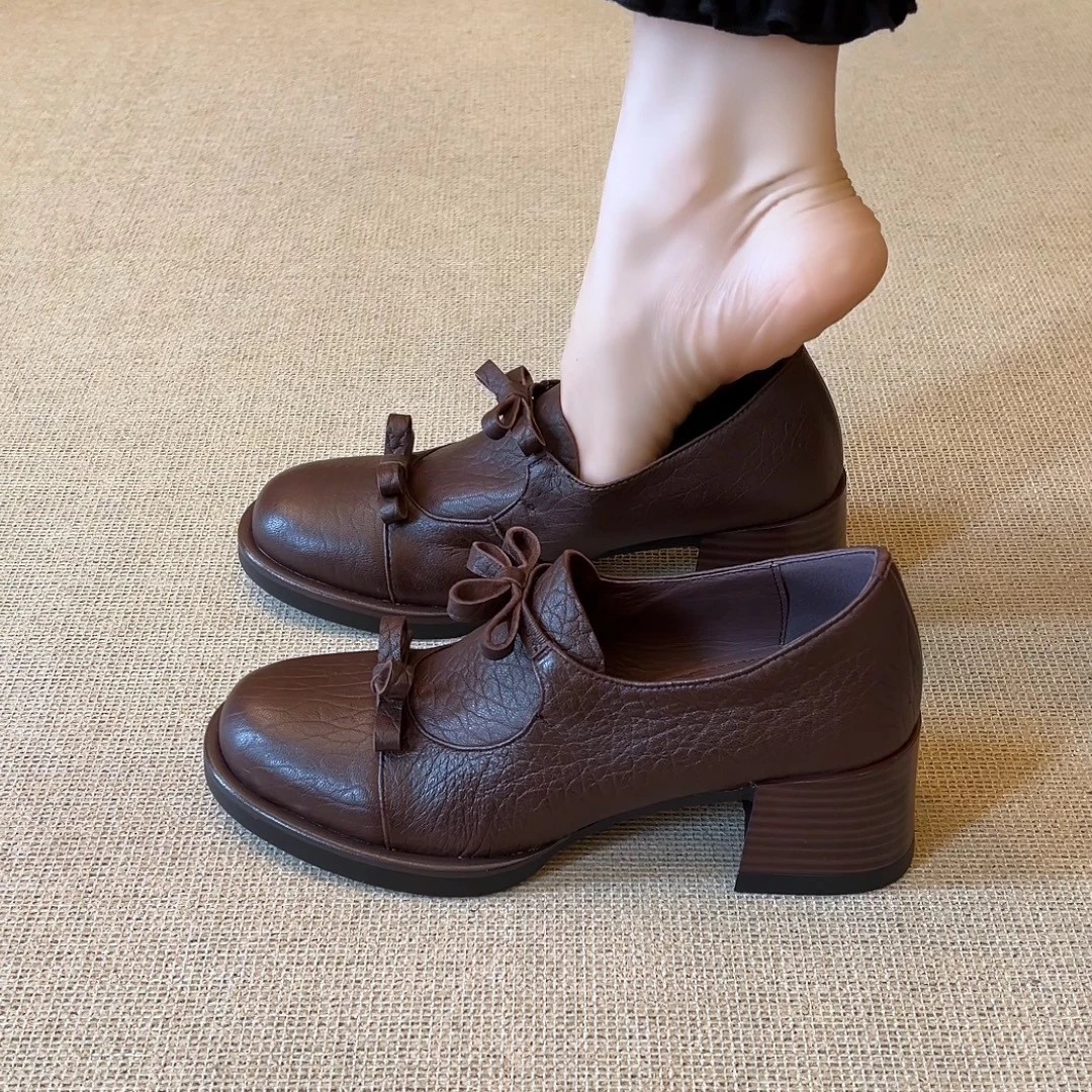 小个子增高6cm-大象纹圆头双蝴蝶结单鞋复古深口粗跟通勤小皮鞋