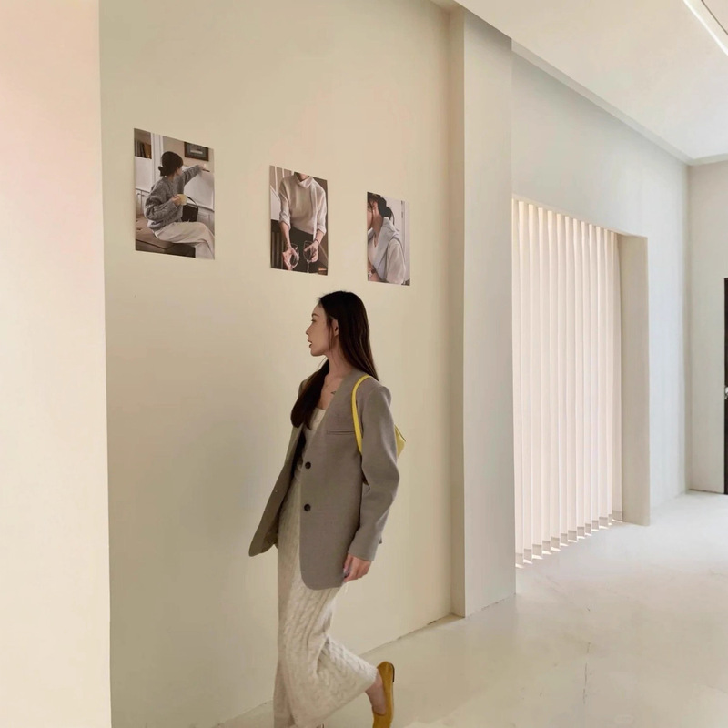 A Complete Set of Korean-Style Versatile Blazers That Look Great for Early Autumn, Slimming and Knitted Hip-Hugging Long Skirts A Complete Set of Korean-Style Versatile Blazers That Look Great for Early Autumn, Slimming and Knitted Hip-Hugging Long Skirts