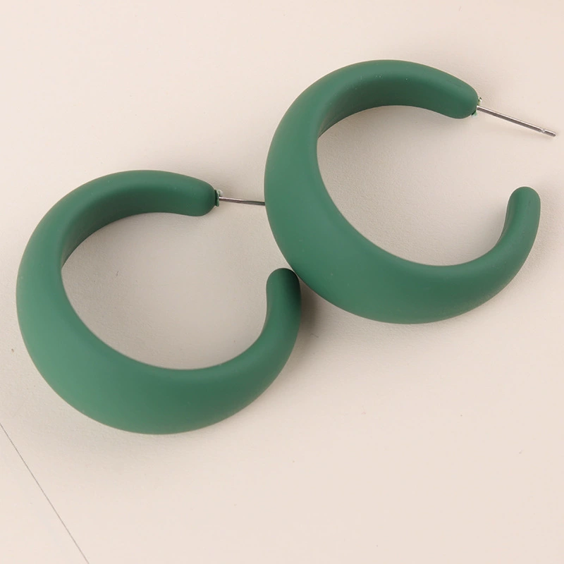 Geometric acrylic earrings, simple and elegant design