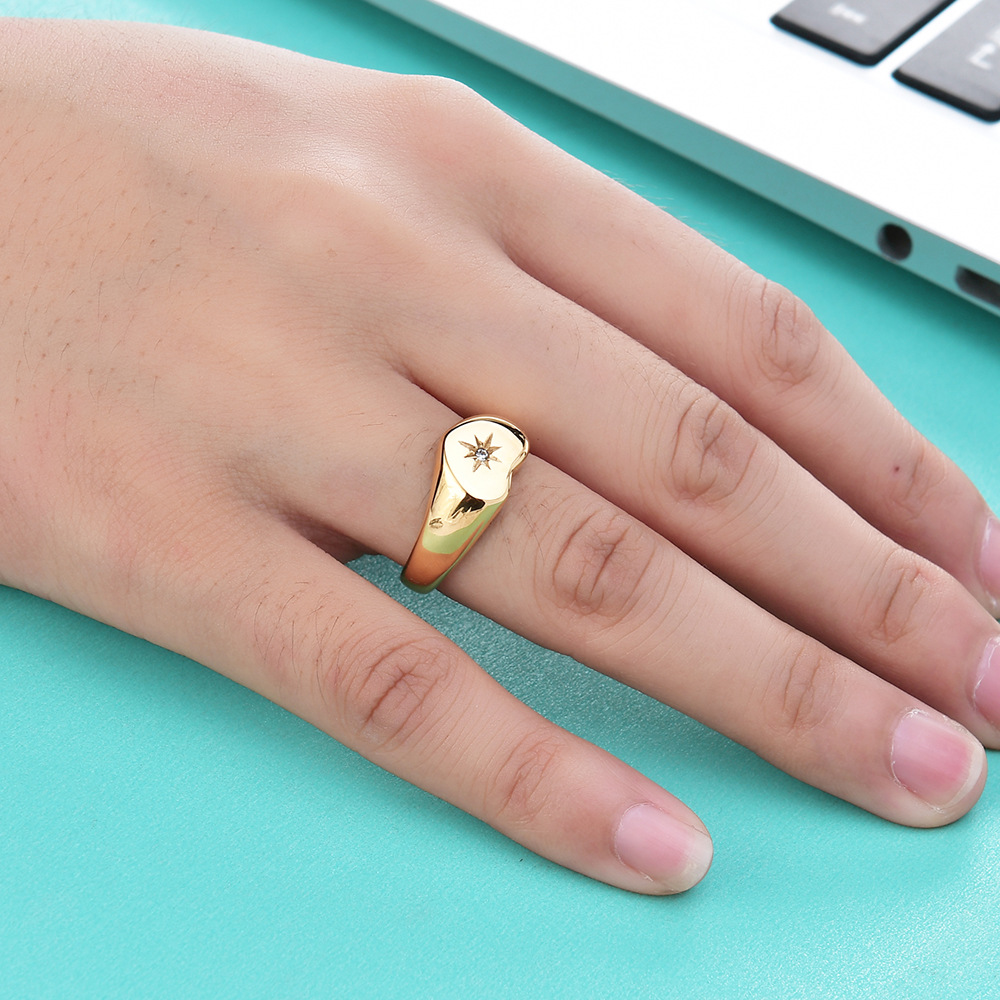 Retro Heart Shape Titanium Steel Inlay Artificial Gemstones Rings