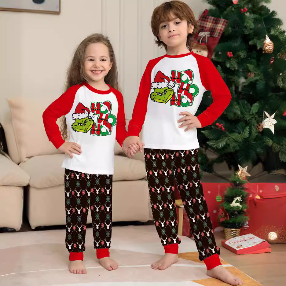 Christmas Little strange letters Christmas family dress printed homewear pajamas set_voghion.com