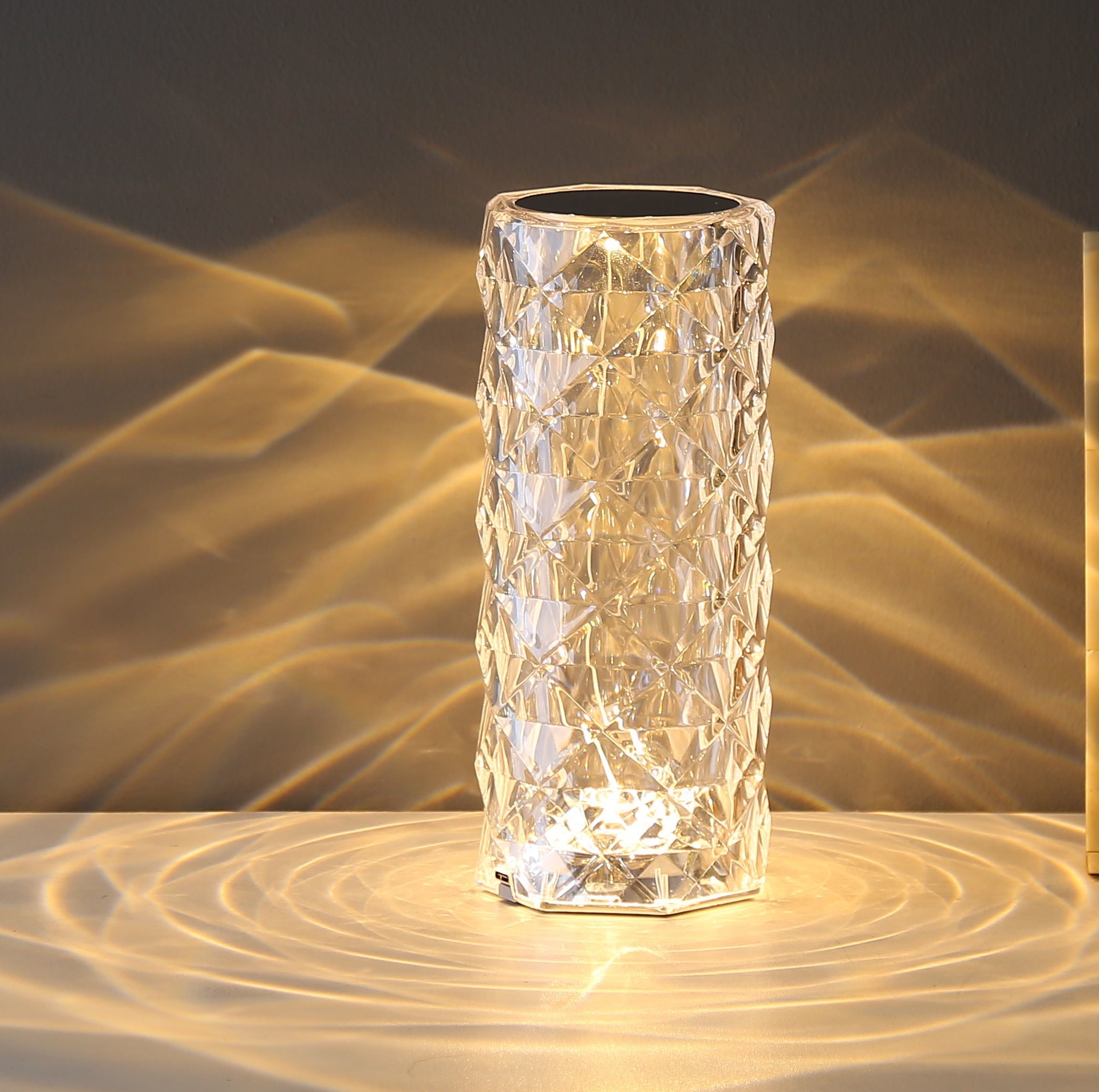 Lámpara de mesa decorativa, lámpara de cristal rosa, lámpara de ambiente, restaurante creativo, dormitorio, regalo romántico, luz nocturna con atenuación