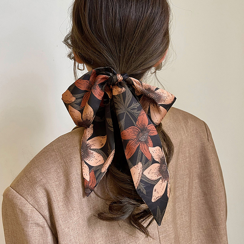 Retro Flower Silk Scarf Printing Hair Tie display picture 1