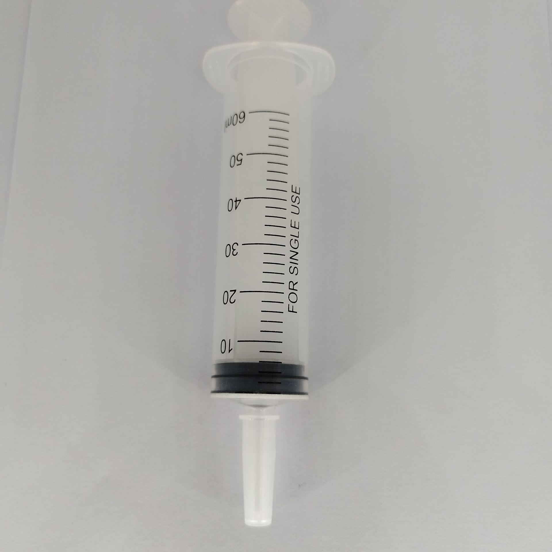 Comercio exterior al por mayor 1-500ml jeringa de plástico desechable boca recta con aguja jeringa animal