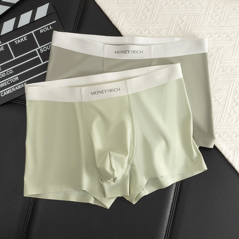 Verano delgado y frío calzoncillos de seda de hielo para hombres, pantalones antibacterianos, entrepierna transpirable sin marcas, pantalones cortos grandes para hombres.