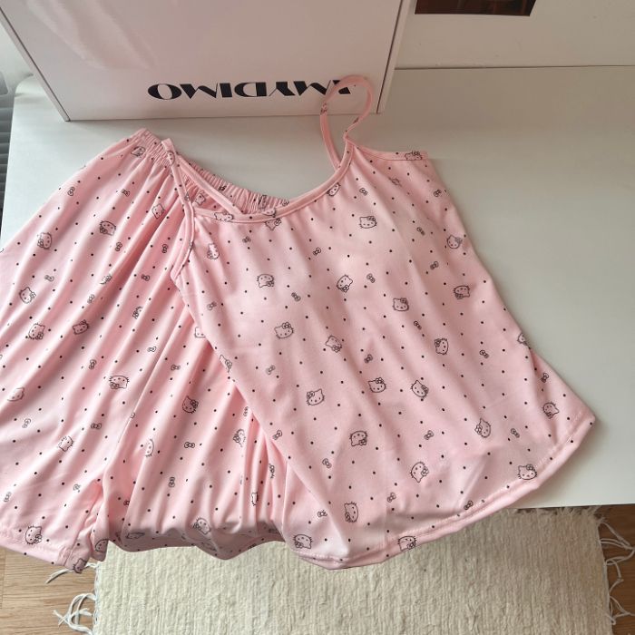 Pijamas transfronterizos al por mayor con almohadillas para el pecho para mujeres verano nuevos pantalones cortos de honda de dibujos animados coreanos lindo traje de servicio a domicilio imitación algodón