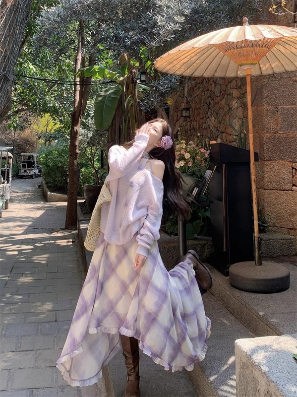 早秋氛围感云南大理丽江川西旅游穿搭紫色系不规则吊带连衣裙子女|undefined