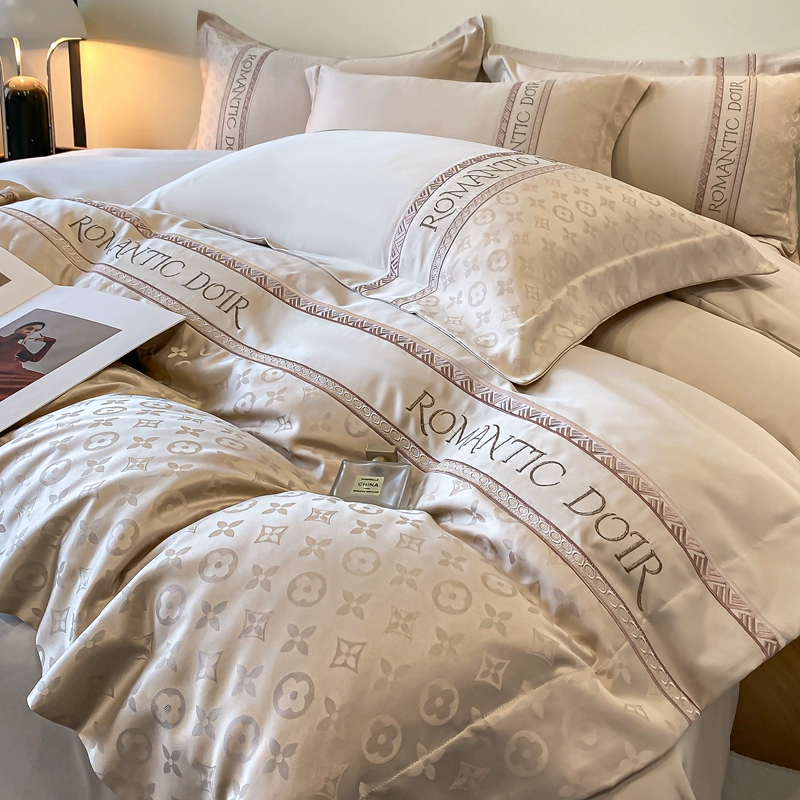 Шёлковый летний простынь? duvet cover, set, bedspread, light luxury style, high-quality style, 4 piece set