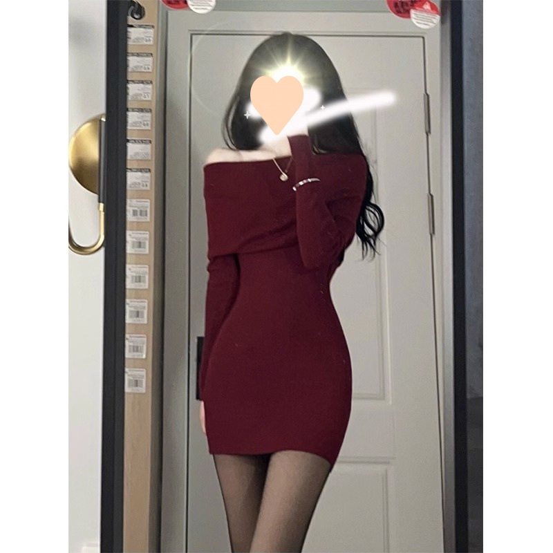 純欲風辣妹一字肩緊身連衣裙2025秋冬輕奢氣質修身顯瘦包臀短裙