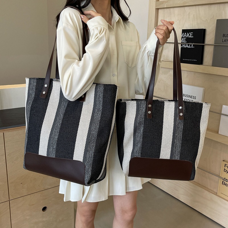 Bolso grande de tela gruesa vieja, lona femenina, tamaño, tamaño 2024, nuevo bolso de hombro de viajero de todo fósforo, bolso tote a rayas de color