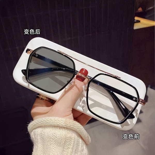 Myopia glasses men's trendy color-changing flat-light glasses men's…