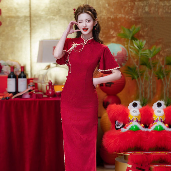 Red Cheongsam Women's High-end Sense New Chinese Toast Dress Bride 2025 New Engagement Wedding Banquet Dress Back Door
