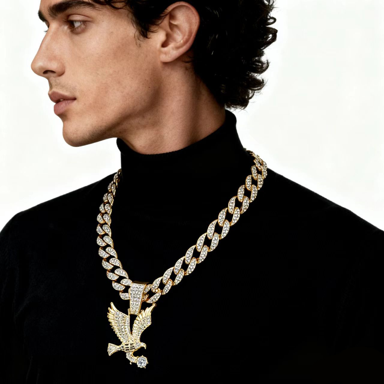 Collar de hombre de hip-hop con colgante de águila de diamantes completos, personalizado, popular transfronterizo europeo y americano, joyería de moda con colgante de animal, fabricante de origen.