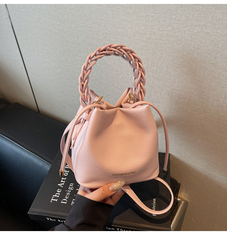 Korean style bucket bag 2025 Summer new style, trendy and versatile, women's crossbody, niche and super popular single-shoulder bag undefined
