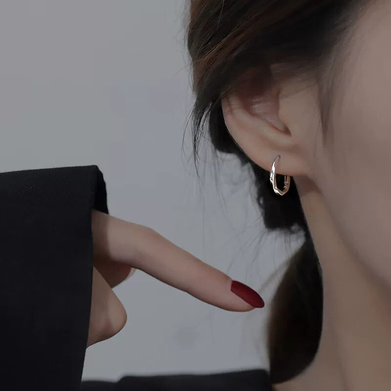 Men's 925 Sterling Silver Mobius Wave Earrings Minimalist Style_voghion.com