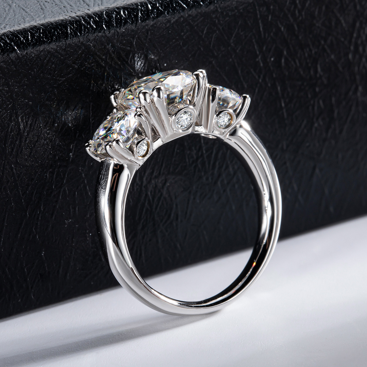Moissanite Ring 4