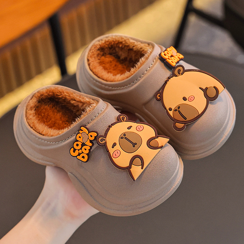Capibara invierno zapatillas de algodón para niños y niñas calentamiento de terciopelo impermeable en el hogar zapatos de algodón para niños mayores