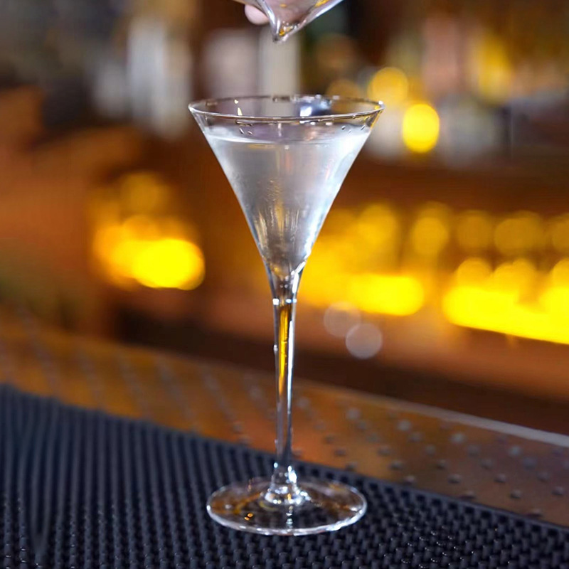 Mezcla japonesa Martini ultra delgada hecha a mano sin plomo cristal taza de cóctel de vidrio taza de martini
