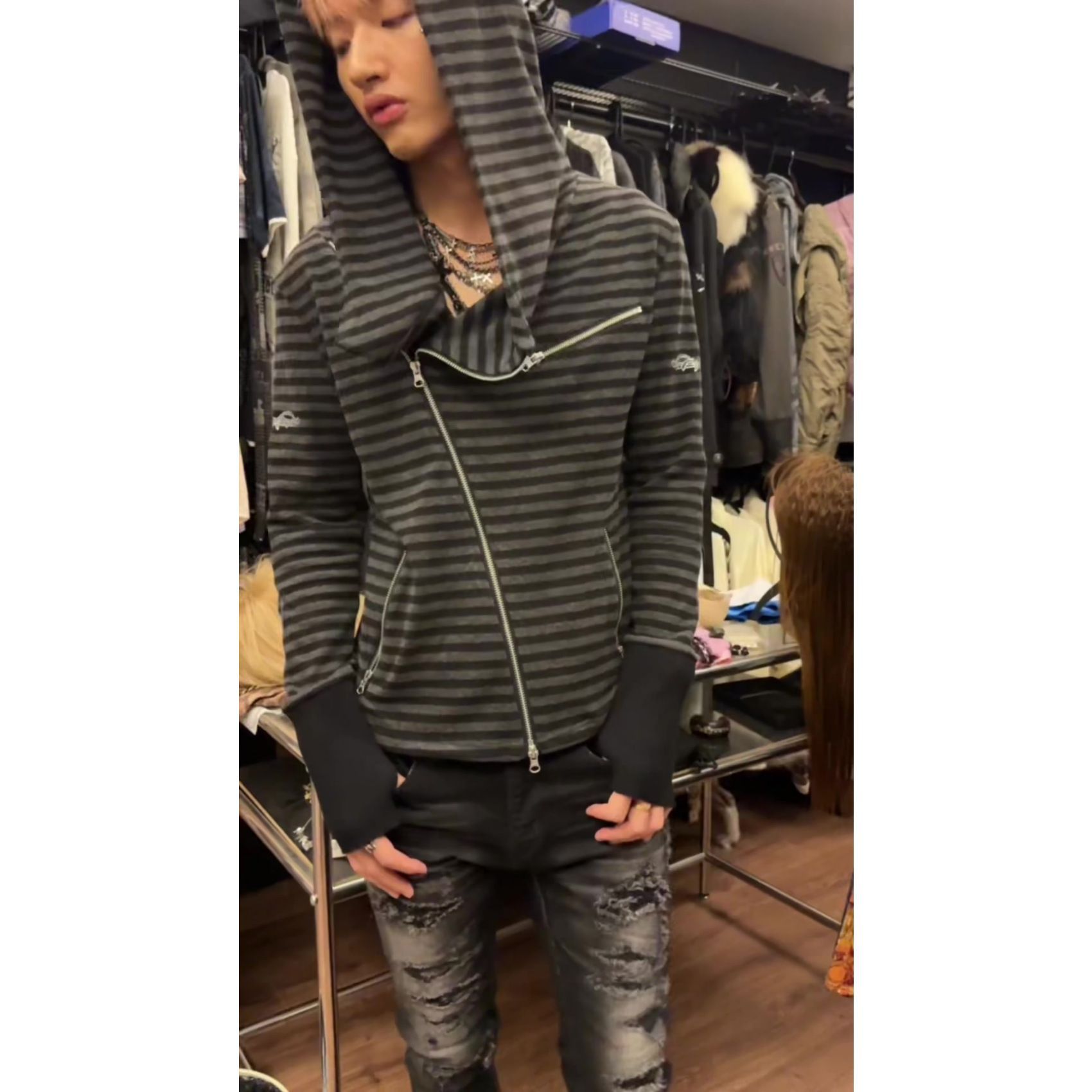 Men's Retro Pullover Hoodie Personalized Print Street Style_voghion.com