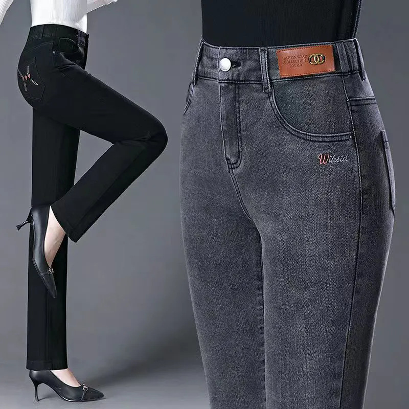 연기 회색 스트레이트 다리 청바지 여성의 봄과 가을 새로운 중년 하이 허리 여성 바지 슬리밍 스트레치 엄마 스트레이트 다리 바지