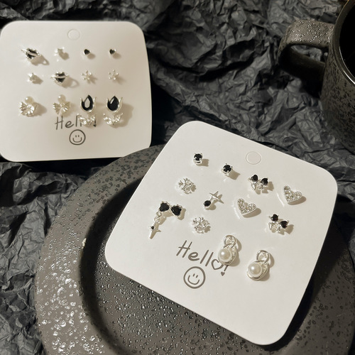 Black love zircon earring set, cold, sweet and cool style, exquisite niche design earrings, new earrings for autumn and winter