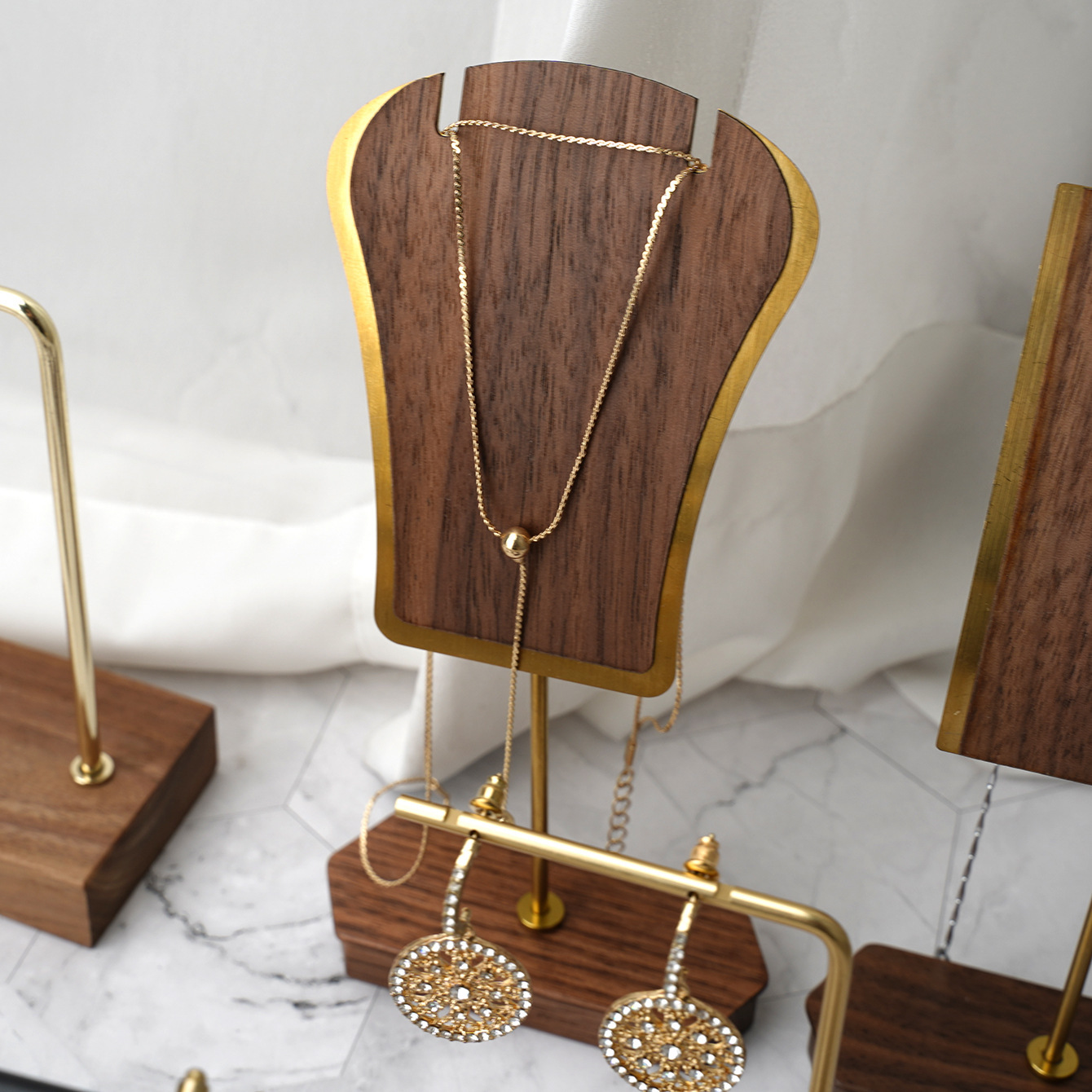 34g Weight Jewelry Display, Jewelry Rack Classification 1 Piece Quantity solid wood, Metal, Iron Material Geometric Pattern All Seasons Season Classic Style Style 1 Piece Solid Wood Metal Iron Classic Style Geometric Jewelry Display Jewelry Rack 2