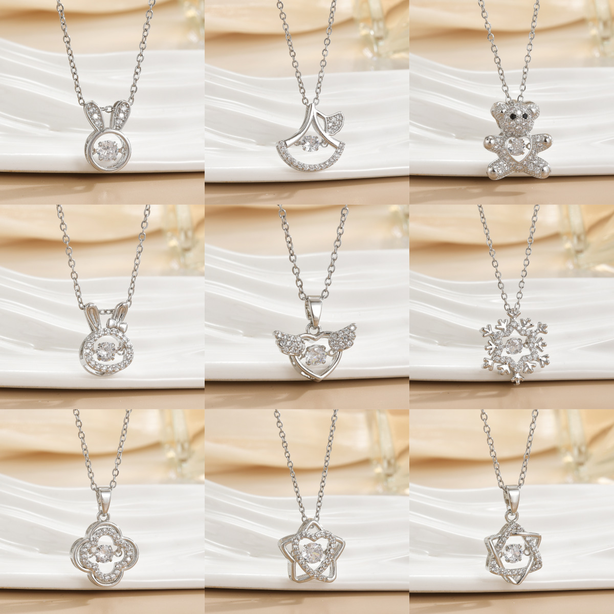 Elegant Four-leaf Clover Pendant Necklace For Women Geometric Design_voghion.com
