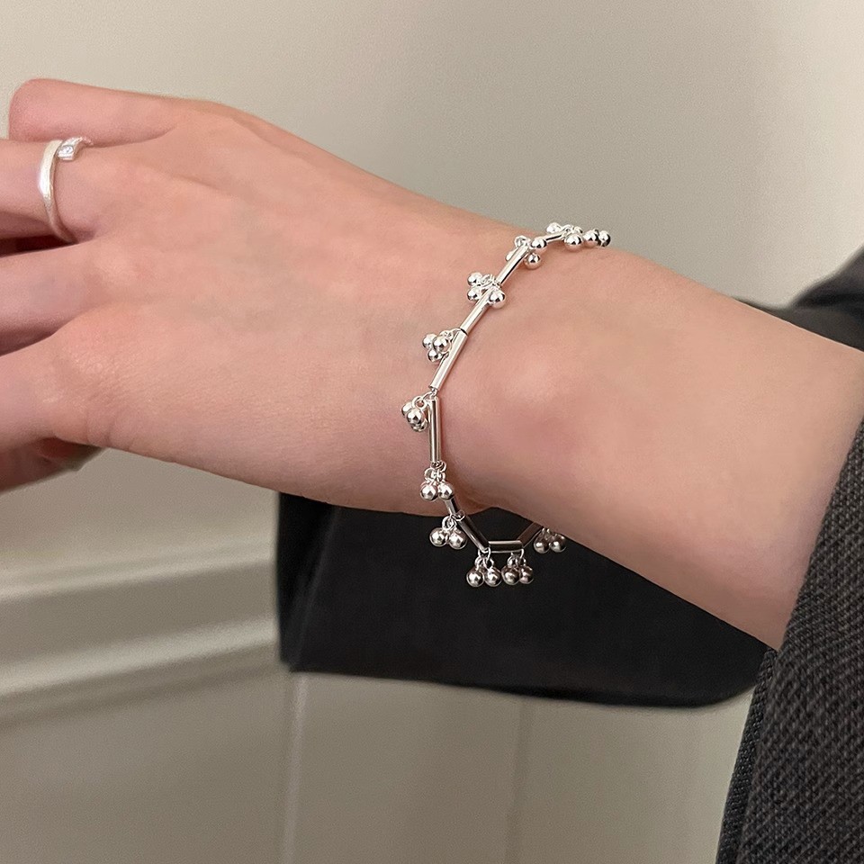 Niche Design Sense Personality Joker Small Grape Ball Beaded Bracelet Women's Simple Joker Design Sense Bracelet