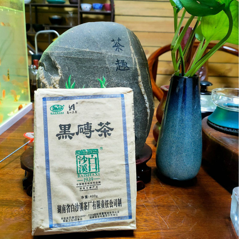 茶叶安化黑茶湖南白沙溪金花手筑茯砖茶2011年400克黑砖老茶批发
