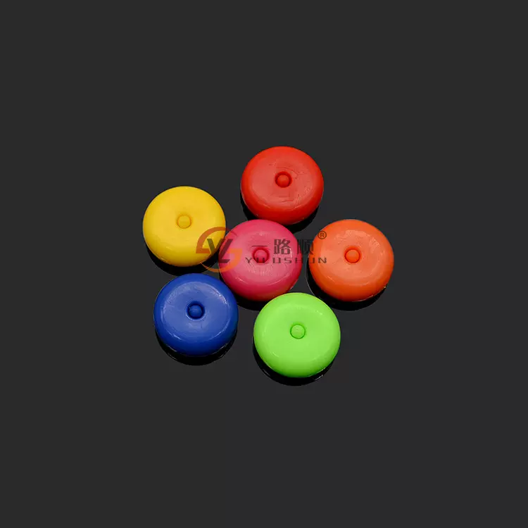 汽车配件供应带限位卡扣带防滑扣 带纽扣【手工卡扣，无须工具】