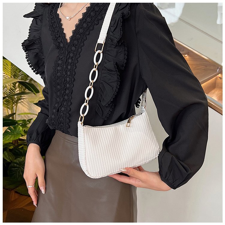 New Handheld Small Bag Single Shoulder Bag Fashionable Retro 2024 Corduroy Underarm Stick Bag Handbag for Women_voghion.com