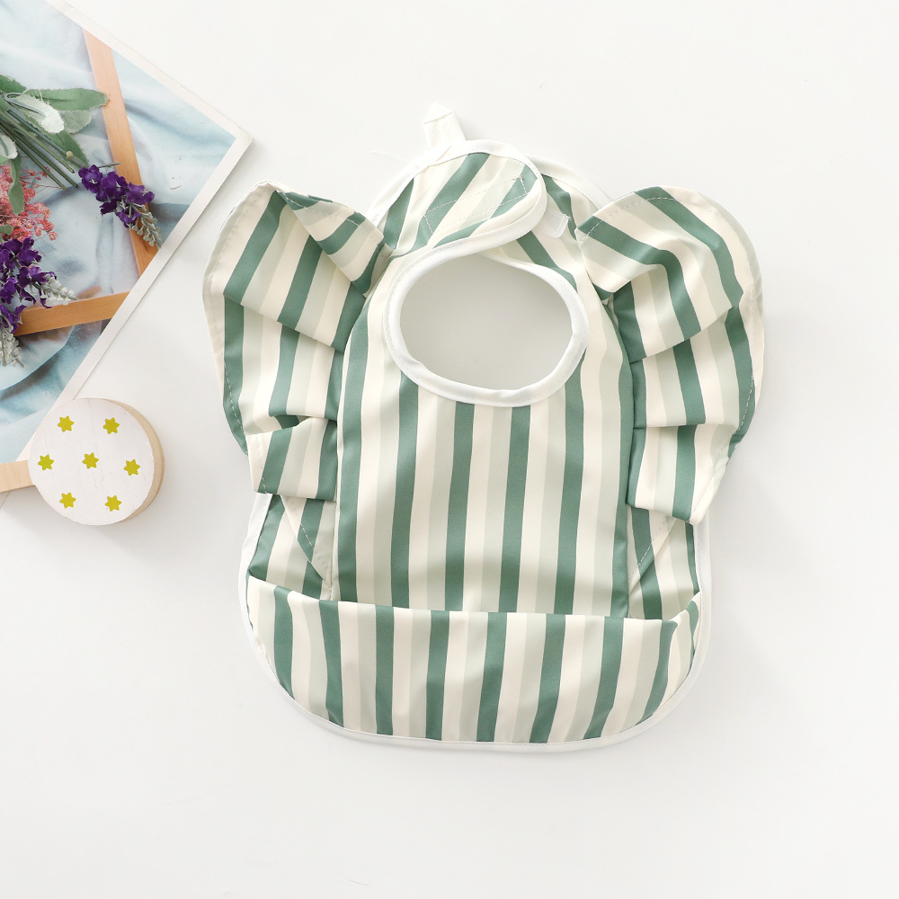 녹색 줄무늬 날개