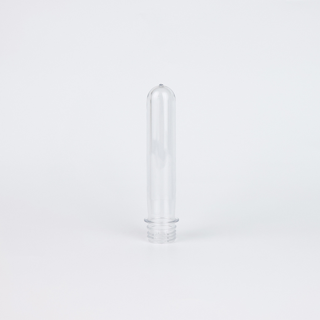 Proveedores al por mayor 28mm / 1810 botellas en blanco de grado alimenticio PET botellas en blanco de bebidas minerales botellas en blanco de nuevo material de producción