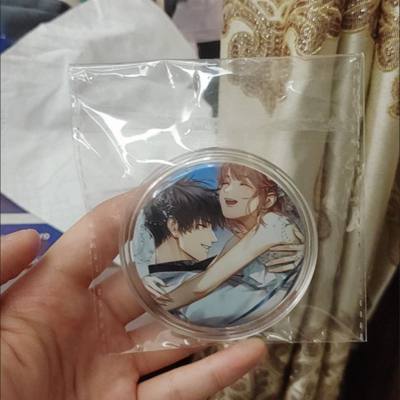 Storage box, protective case, transparent stand, badge, 58mm