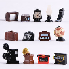 Retro Nostalgic Camera Phonograph Record Player Mini Resin Ornament Home Living Room Decor Photo Prop Ornament