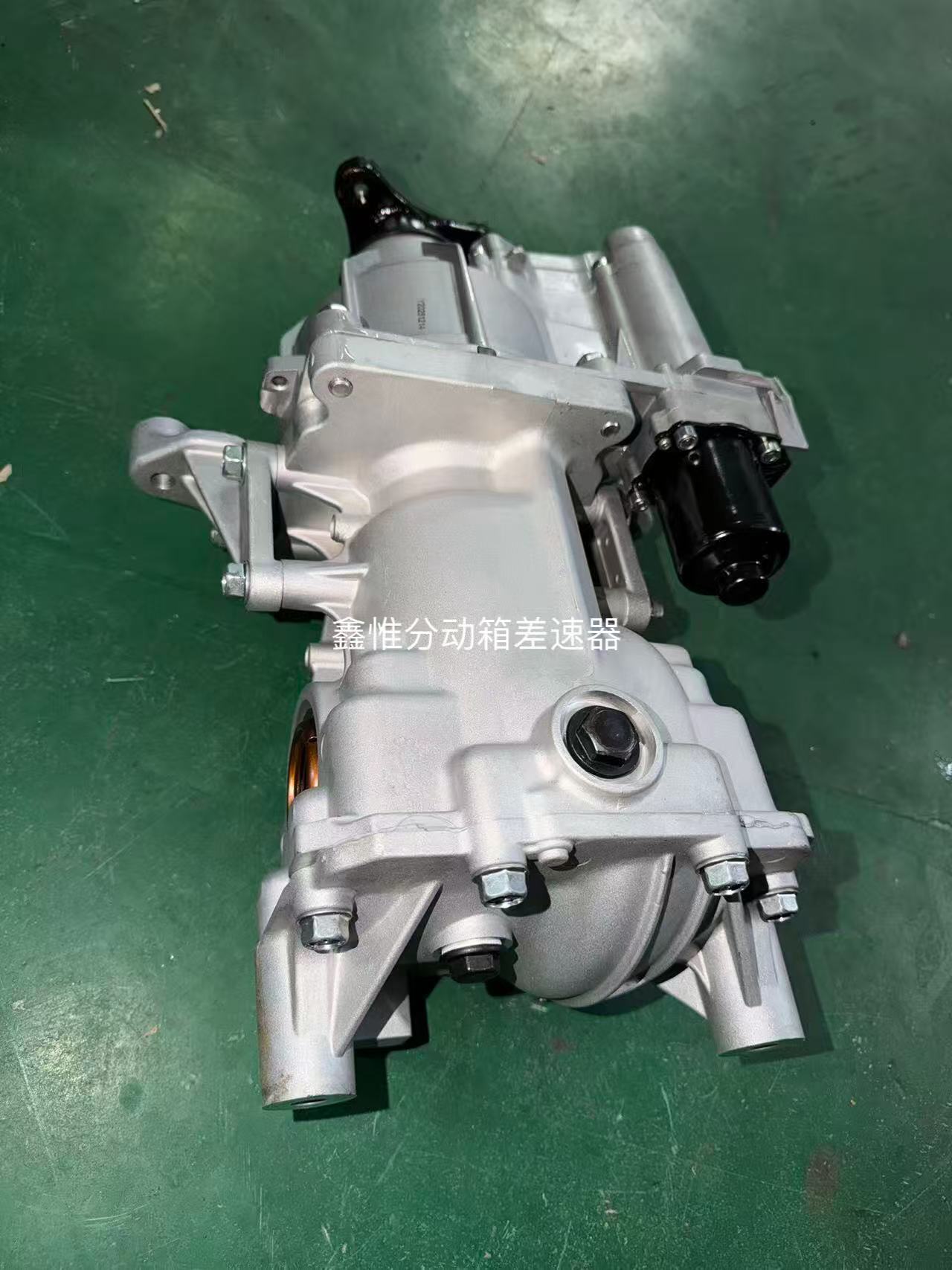 Suitable for modern ix35 Tucson Sportage 2.0L 2.4L four-wheel drive rear differential assembly