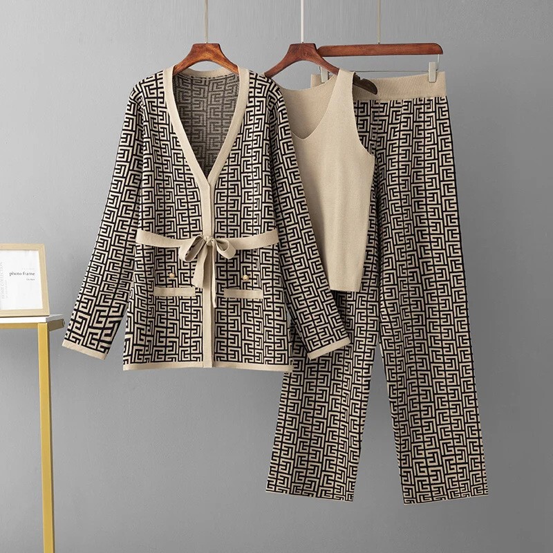 Loose Fashion Suit 2025 Autumn New Large Size Contrast Color Knitted Lazy Temperament Fashion Loose Autumn and Winter Suit Loose Fashion Suit 2025 Autumn New Large Size Contrast Color Knitted Lazy Temperament Fashion Loose Autumn and Winter Suit