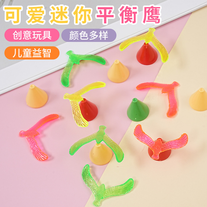 Small Mini Balance Bird Gravity Balance Eagle Bird Capsule Toy Gift Wholesale Children's Toys Small Gifts