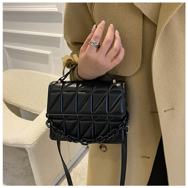 2025 New Fashion Trend Retro Portable Small Square Bag Rhombic Chain Bag Shoulder Crossbody Bag Cross-border Women's Bag