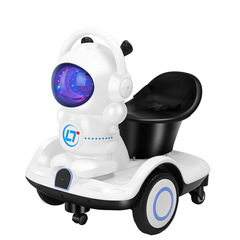 新型子供用電気自動車宇宙人バランスバイクは赤ちゃんの瓦力車に乗ることができます。