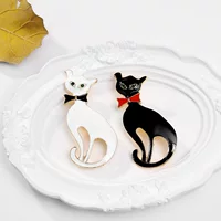 Трансграничная брошь с котом, животное, капающее масло, милый бант, кошачий корсаж из сплава, универсальная булавка для воротника для одежды
