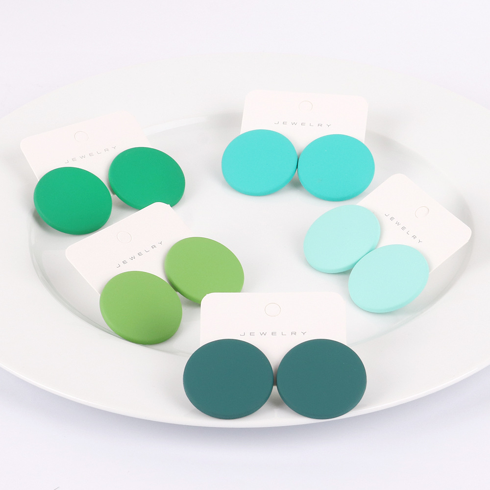 Acrylic Material 1 Pair Exaggerated Simple Style Round Colorful Acrylic Women'S Earrings Ear Studs