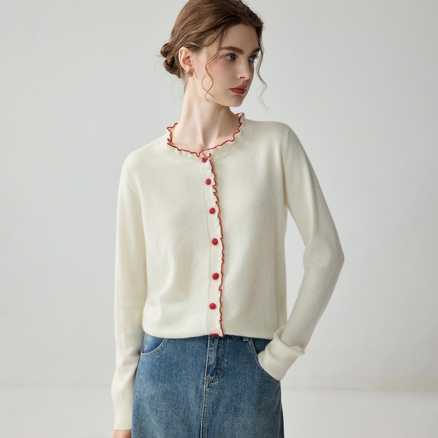 Double-layer thickened cashmere cardigan for women, lace round neck, long sleeve coat, new autumn and winter Korean style button-up top