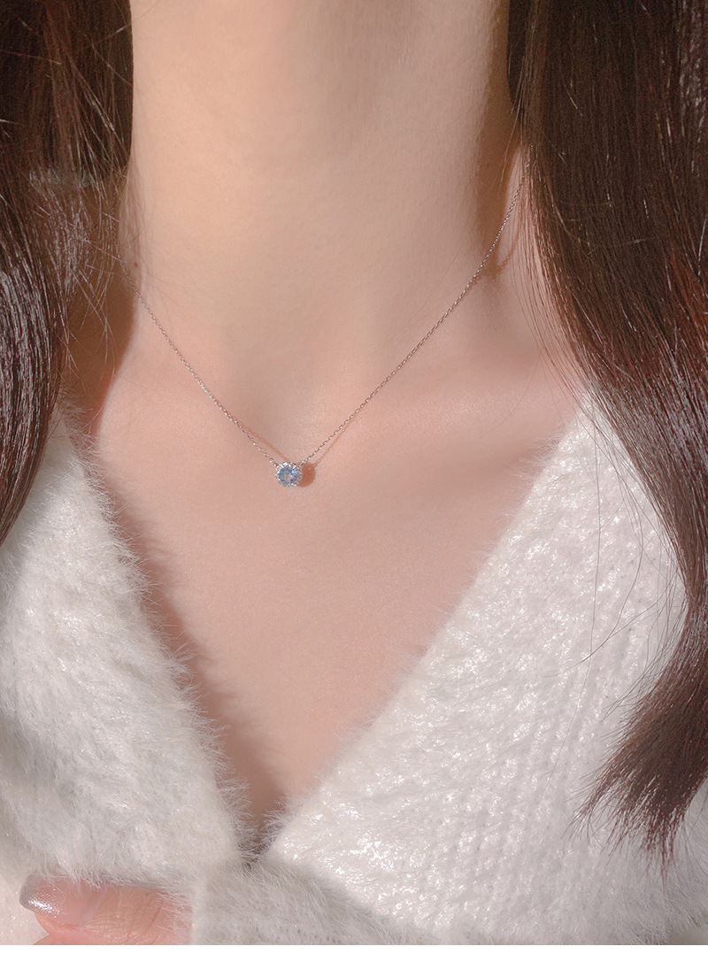 Women's Gender Fairy Style Elegant Round Titanium Steel Plating Inlay Zircon White Gold Plated Solitaire Necklace